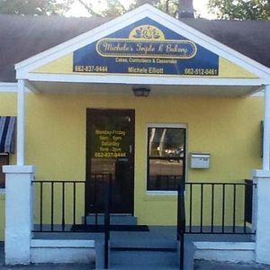 Meet your Posher, Michele